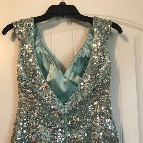 Mac Duggal Prom dress light blue, sequinned bodice - Picture 4 of 5